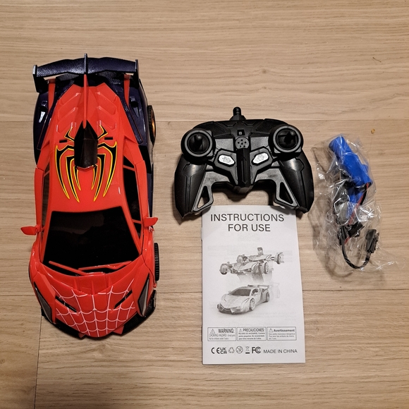 Transforming Remote Control Car - Picture 4 of 12